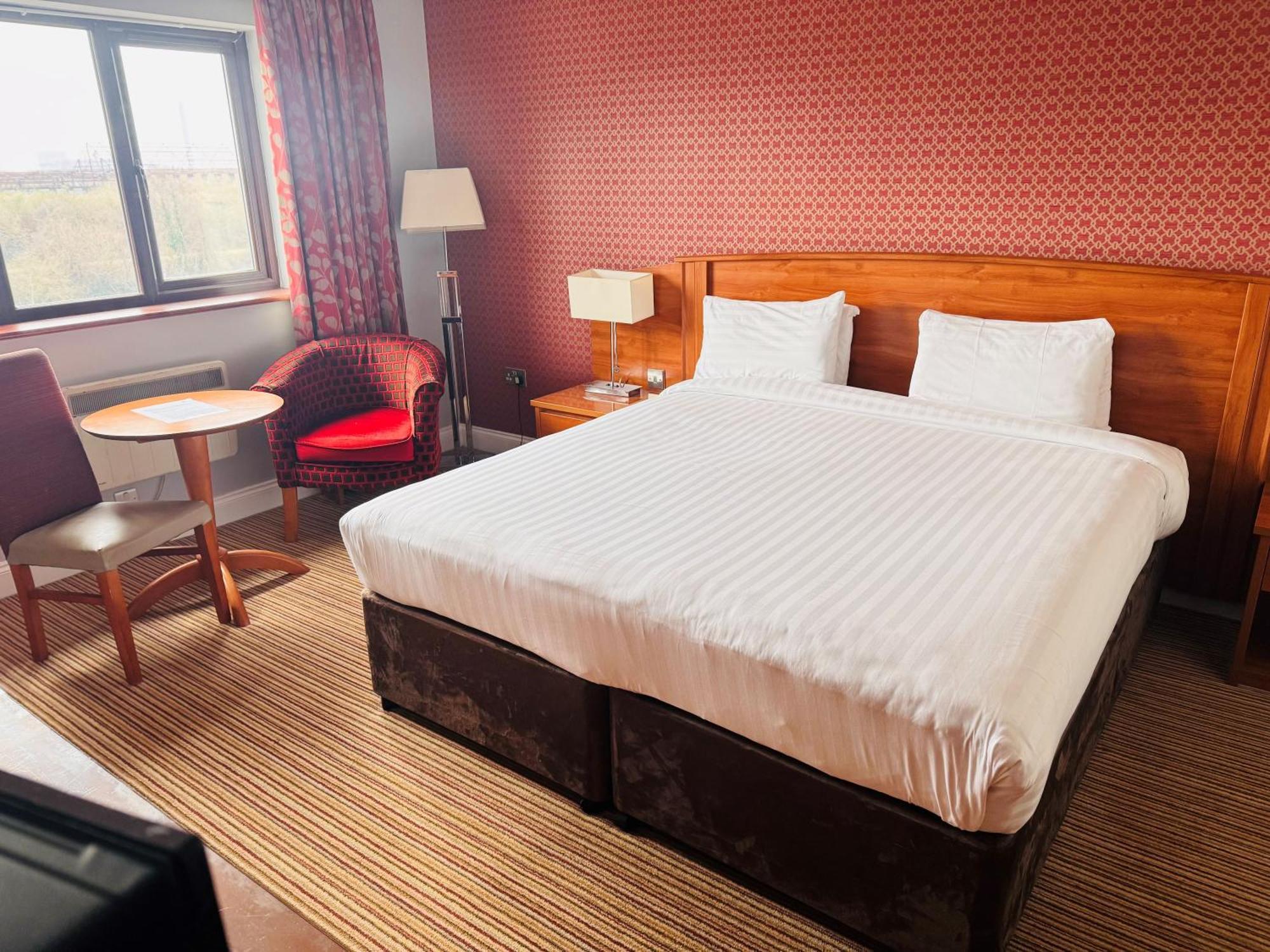 Blanco'S Hotel Port Talbot Eksteriør bilde