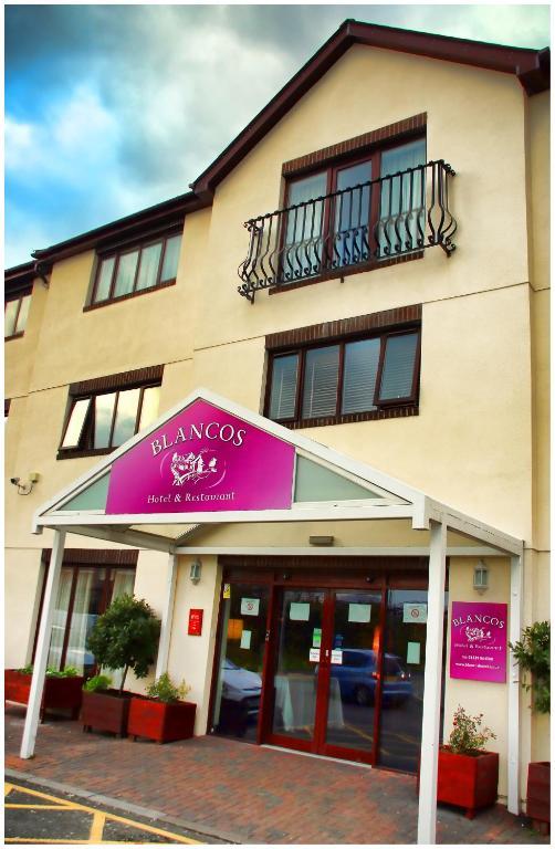 Blanco'S Hotel Port Talbot Eksteriør bilde